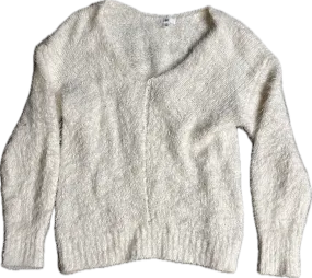 30 ROCK: Jenna's BP soft Plush White V-neck Sweater (M)