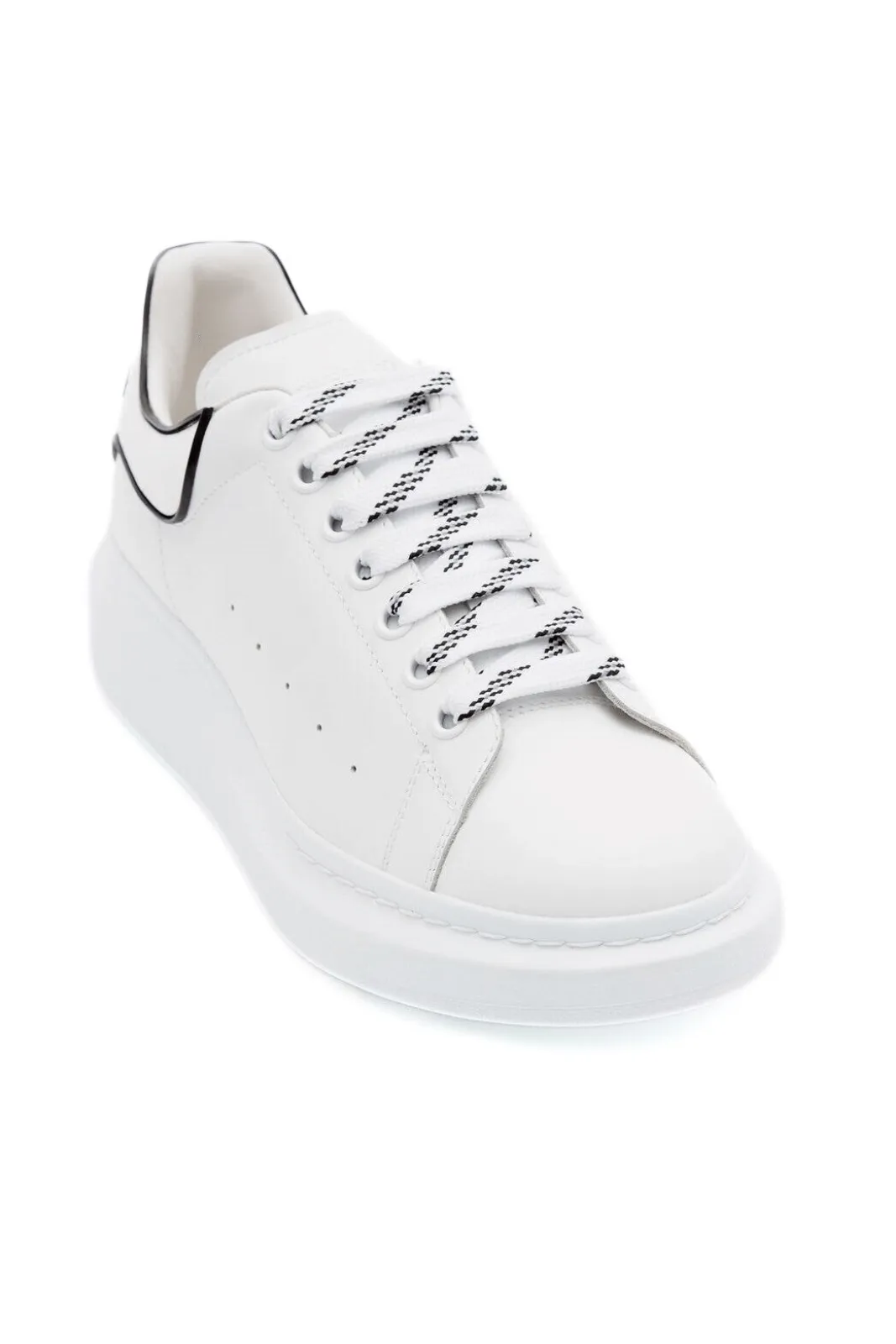 Alexander McQueen Oversized low-top man sneakers White Black