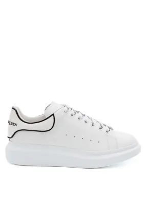 Alexander McQueen Oversized low-top man sneakers White Black