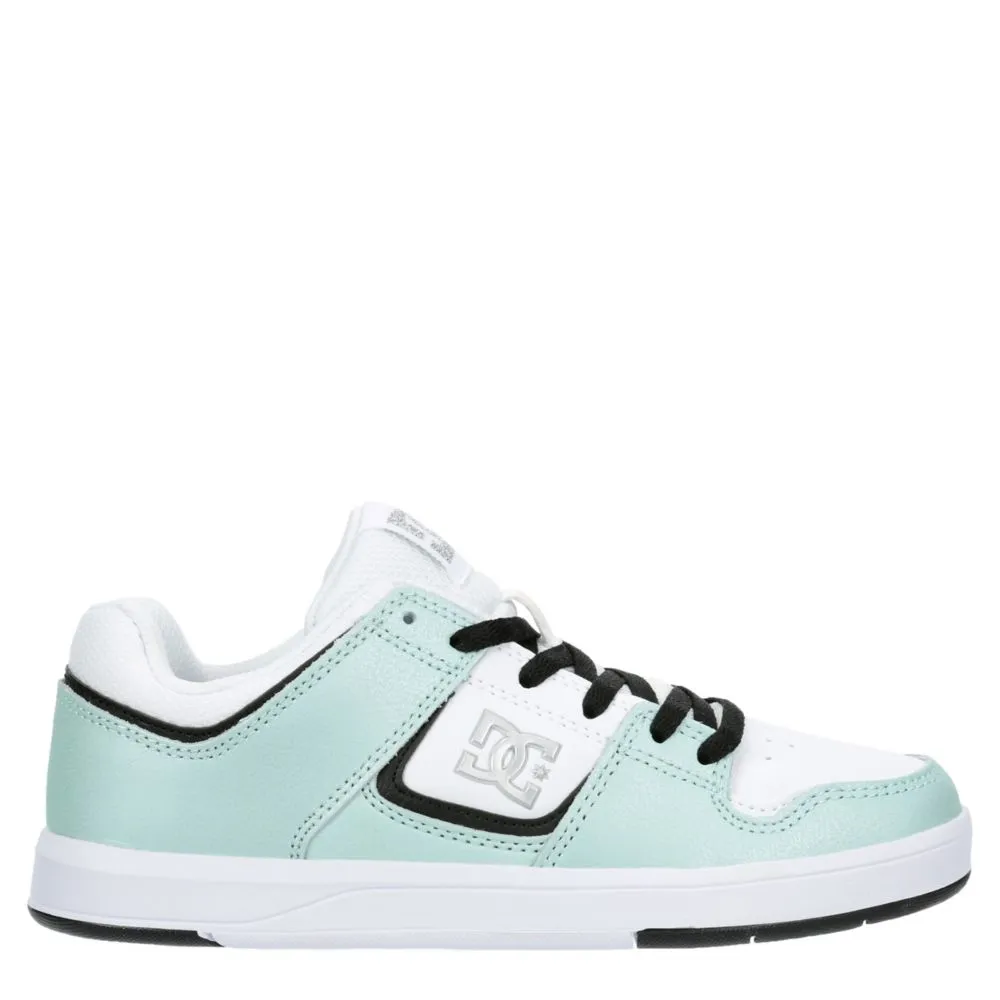 DC SHOES  WOMENS CURE LOW SNEAKER