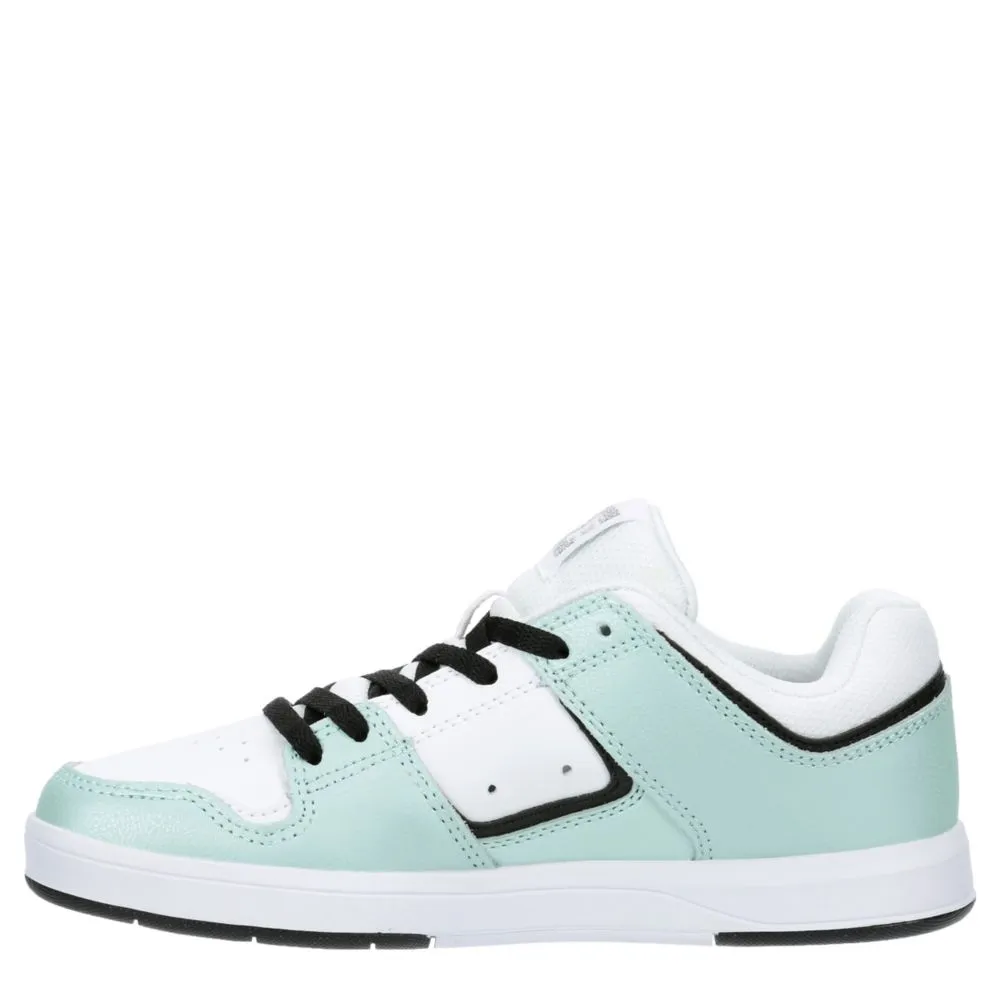 DC SHOES  WOMENS CURE LOW SNEAKER