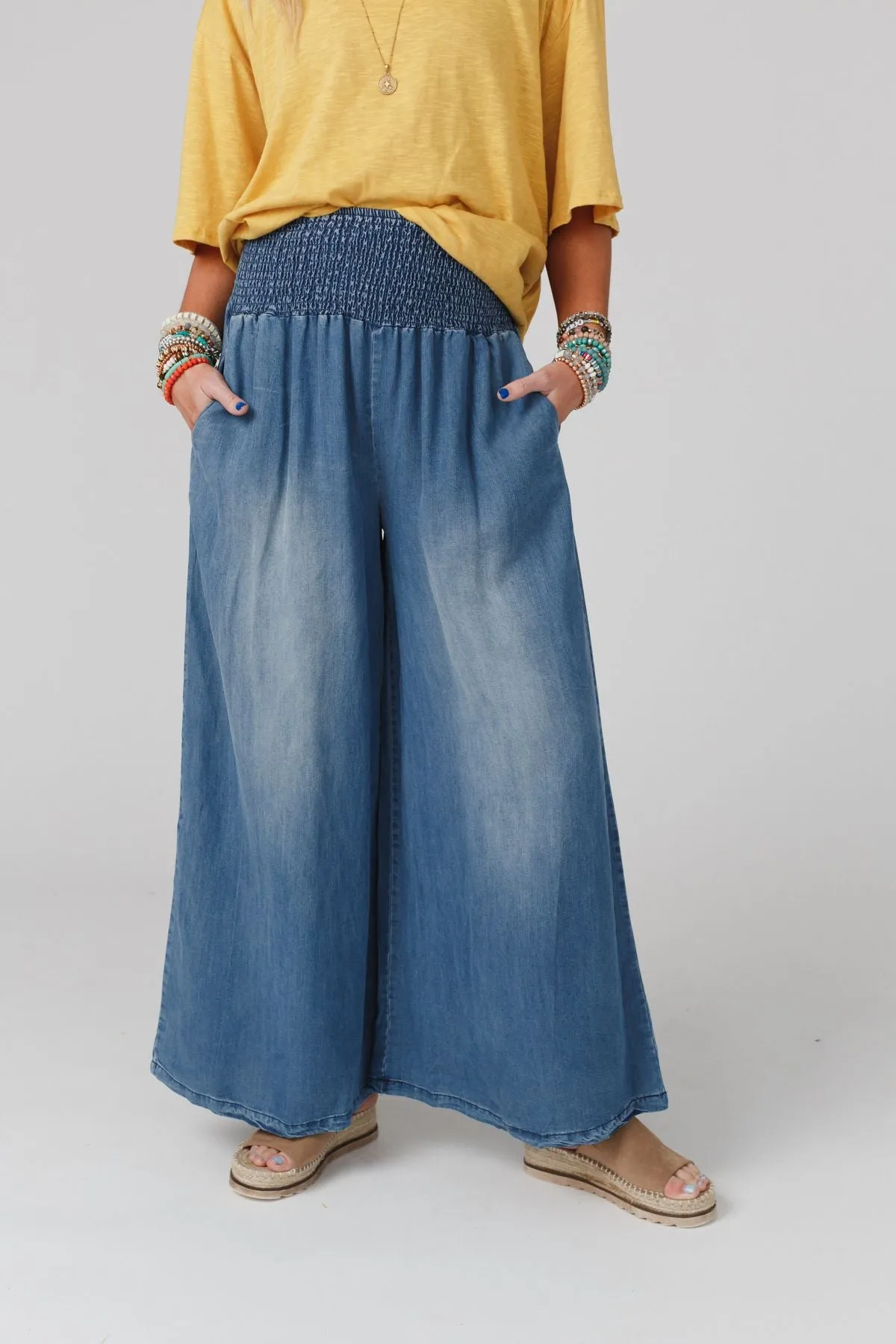 Free Falling Wide Leg Pants - Denim