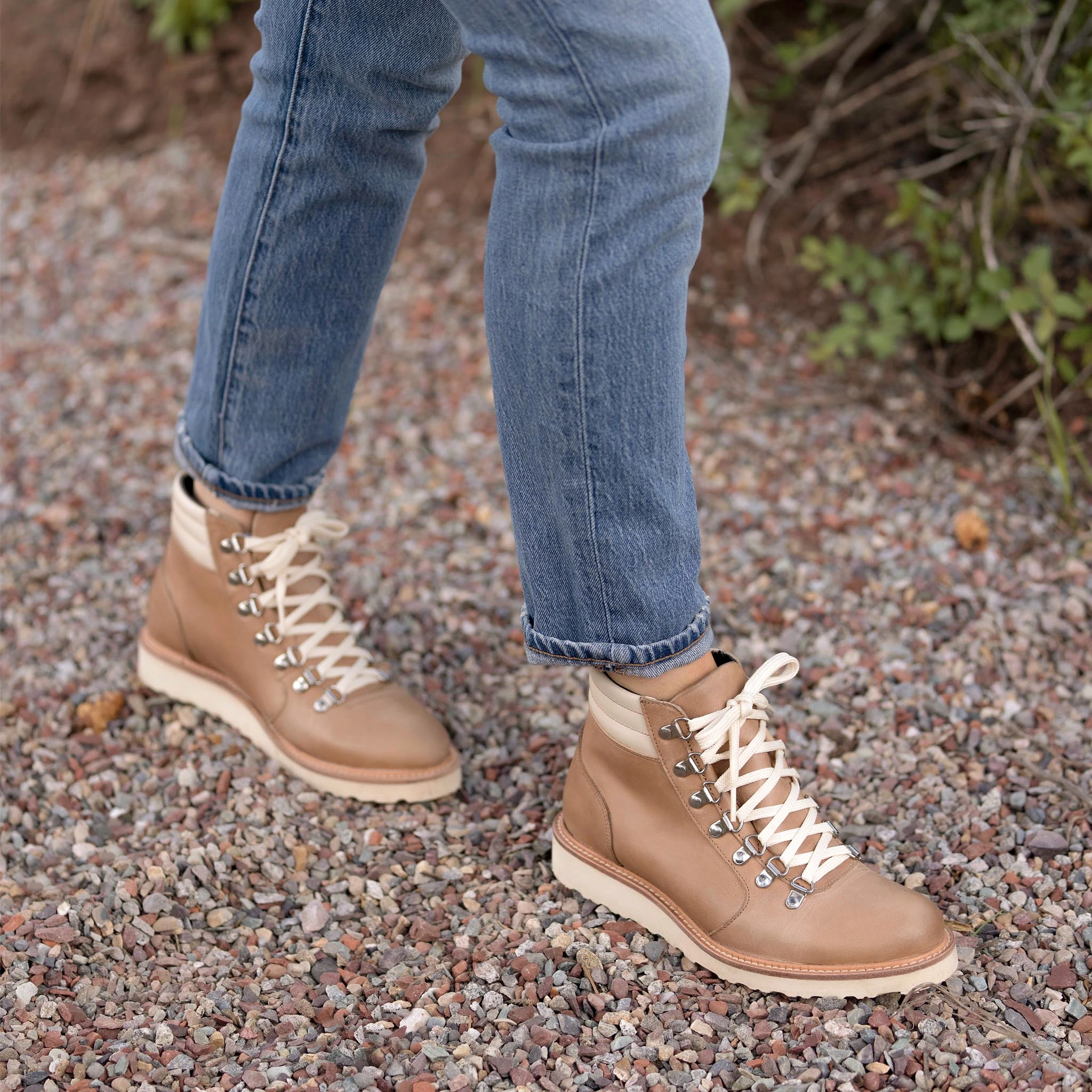 Go-To City Hiker Boot Almond