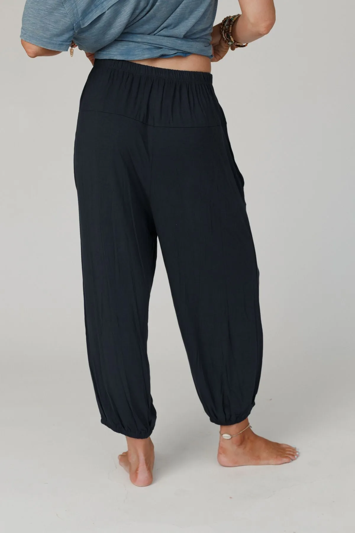 June Bug Jogger Pants - Dark Gray