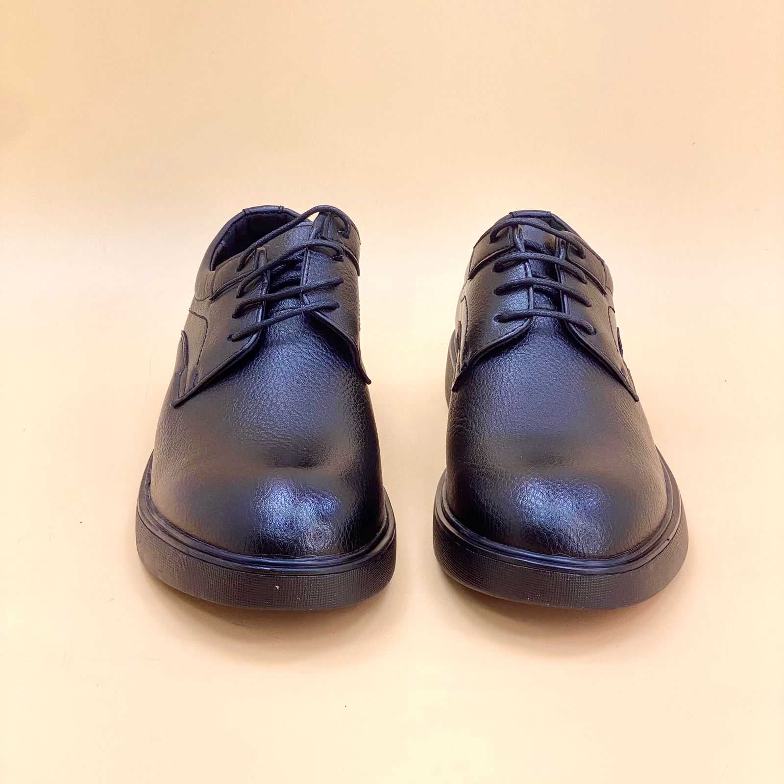 NEW ,  MEN SHOES  M913 , MADE IN CHINA