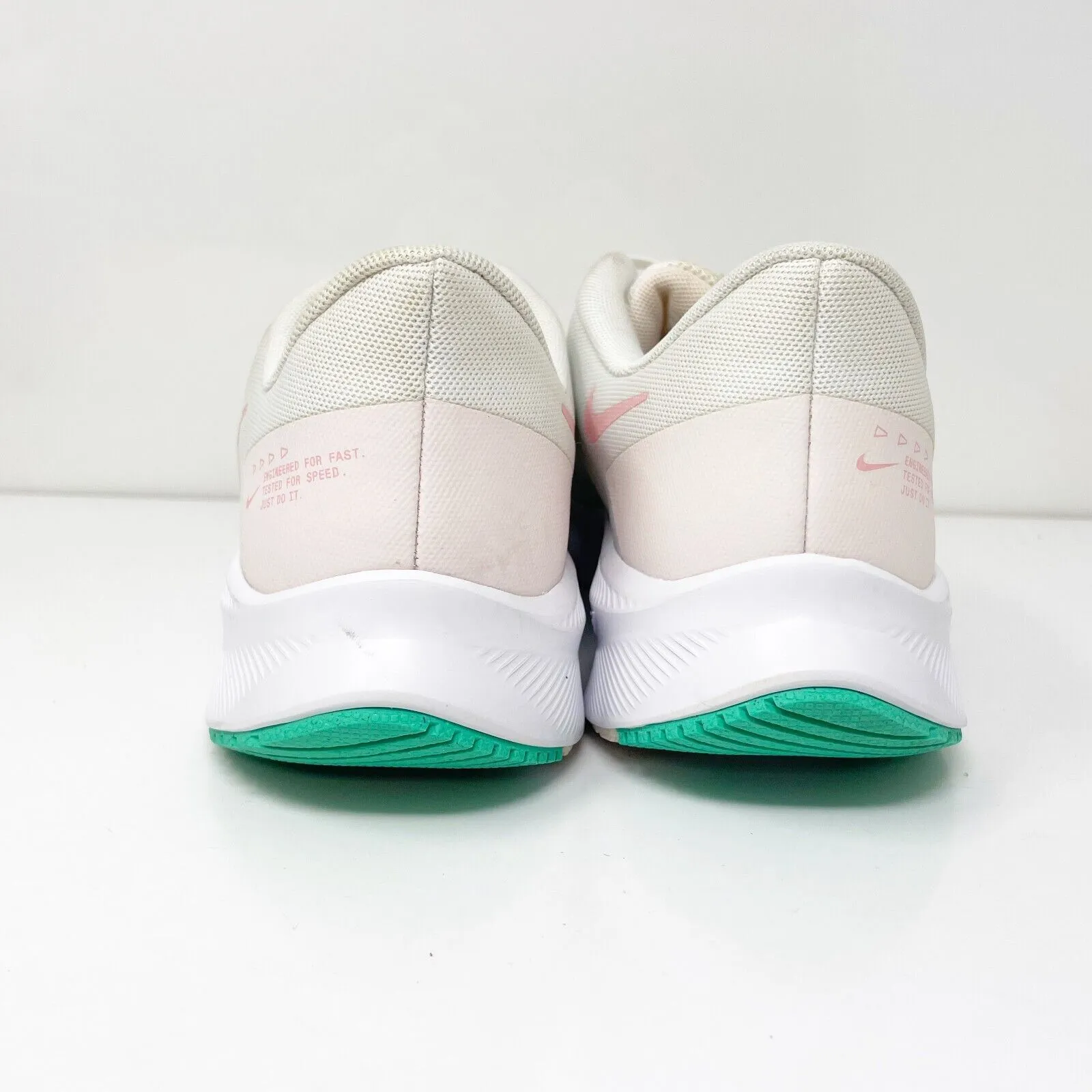 Nike Womens Quest 4 DA1106-105 White Running Shoes Sneakers Size 10