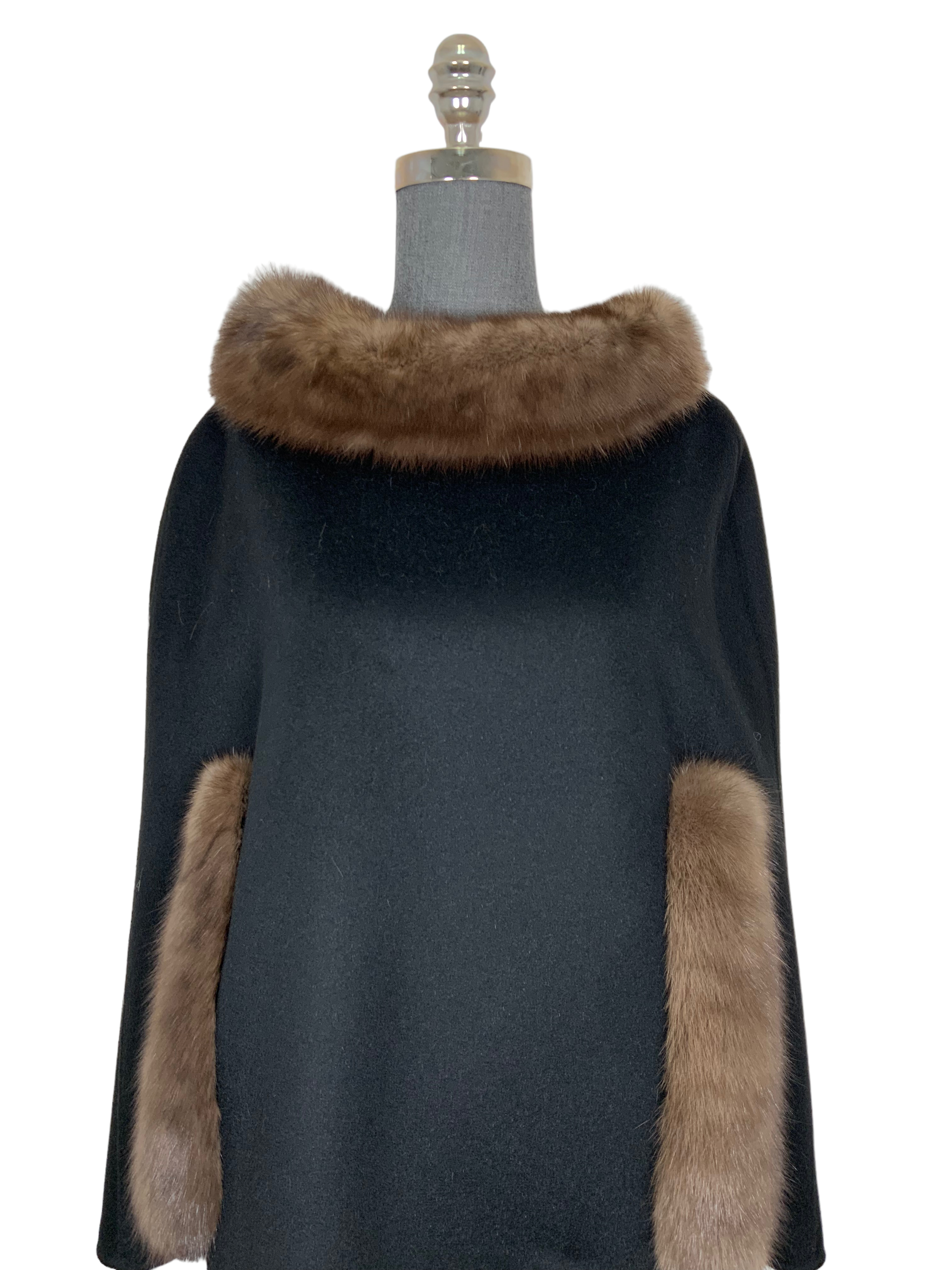 Oscar de la Renta Cashmere and Sable Fur Poncho