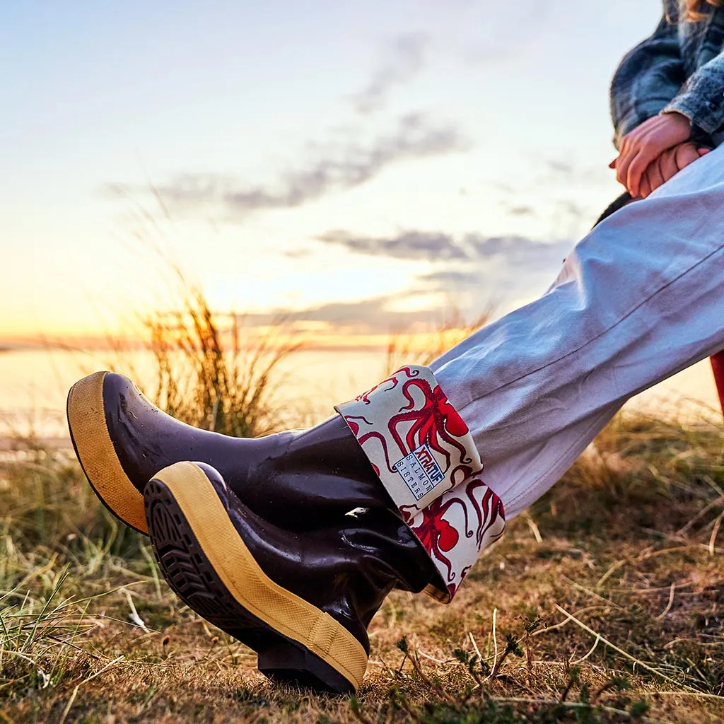 Salmon Sisters 15 Legacy Boot | Women's