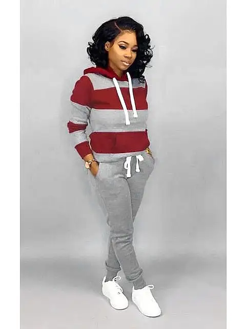 Striped 2-Piece Women's Tracksuit Set with Sweatshirt and Jogger Pants - Black Sportswear