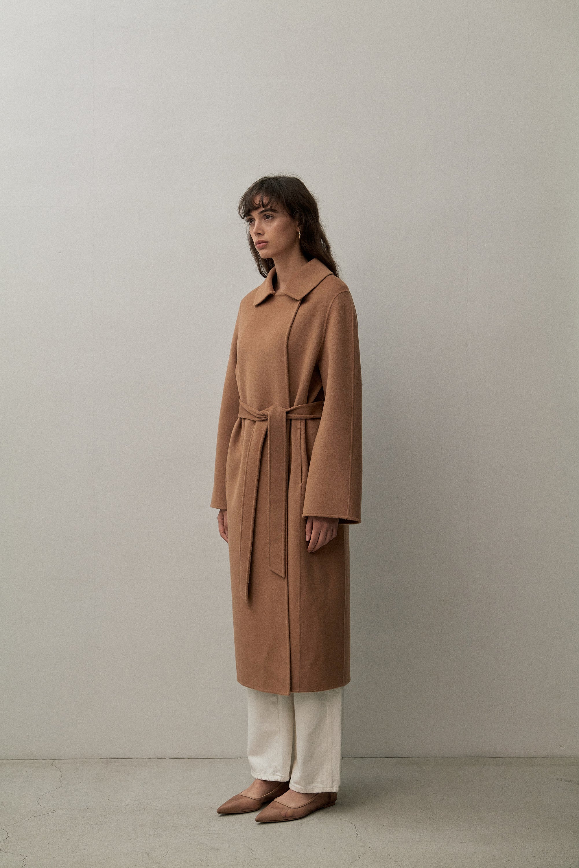 THE TAILORED COAT - CAMEL